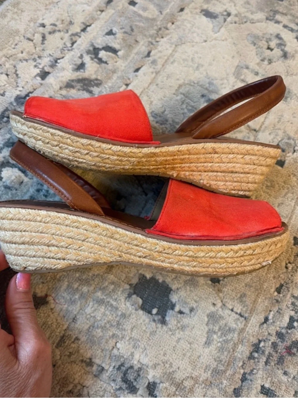 Reaction Kenneth Cole bright red